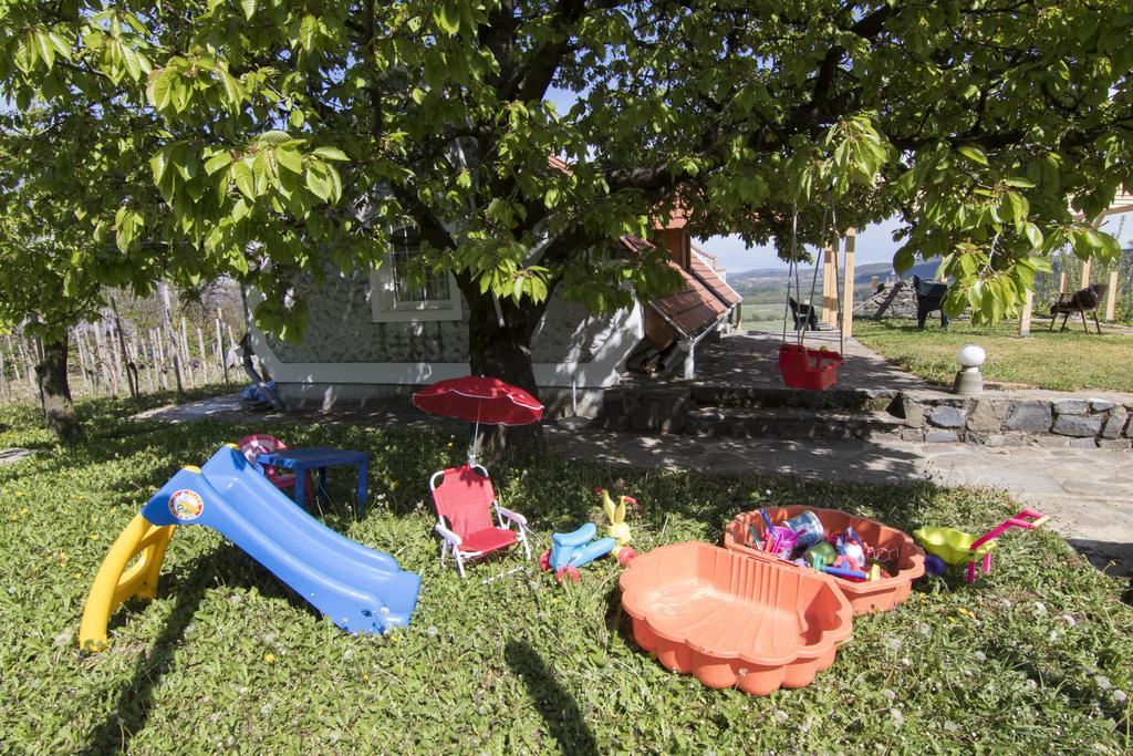 Vulcano Vendeghaz Kisapati Ngoại thất bức ảnh